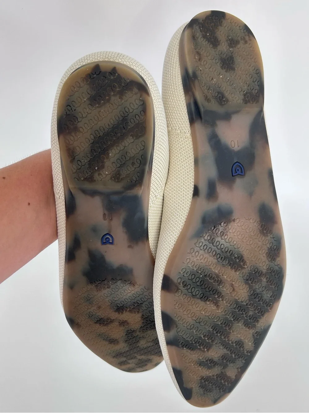 Rothys rothy almond